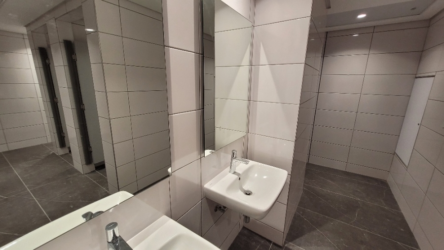 Commercial Property for Sale in Blackheath Industrial Western Cape